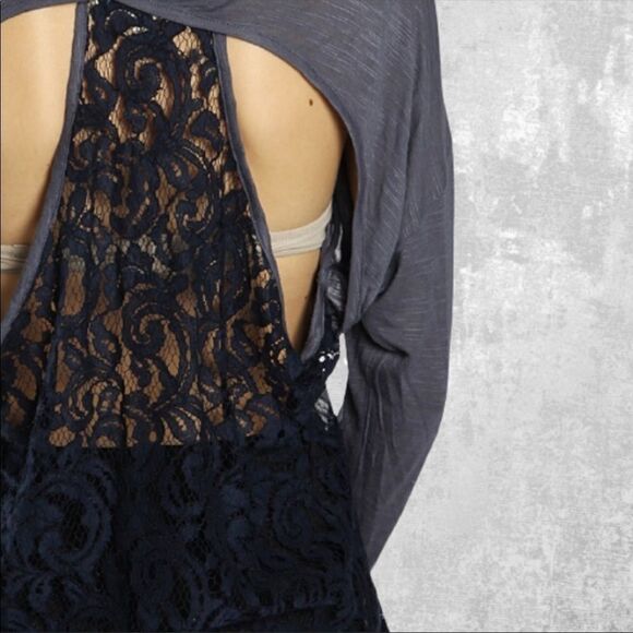 Long Sleeve Open Lace Back Top Size L - Picture 3 of 5